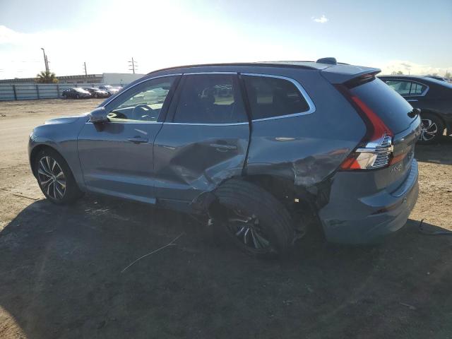 2022 VOLVO XC60 B5 MO YV4L12DK2N1906277