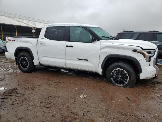 5TFLA5DB6NX013854 Toyota Tundra Crewmax Sr