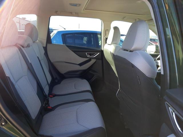 JF2SKAEC0NH491658 Subaru Forester Premium