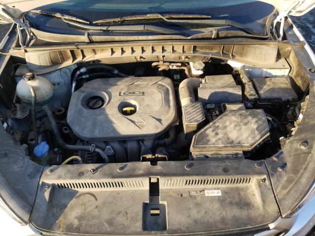 KM8J23A47HU376504 Hyundai TUCSON SE