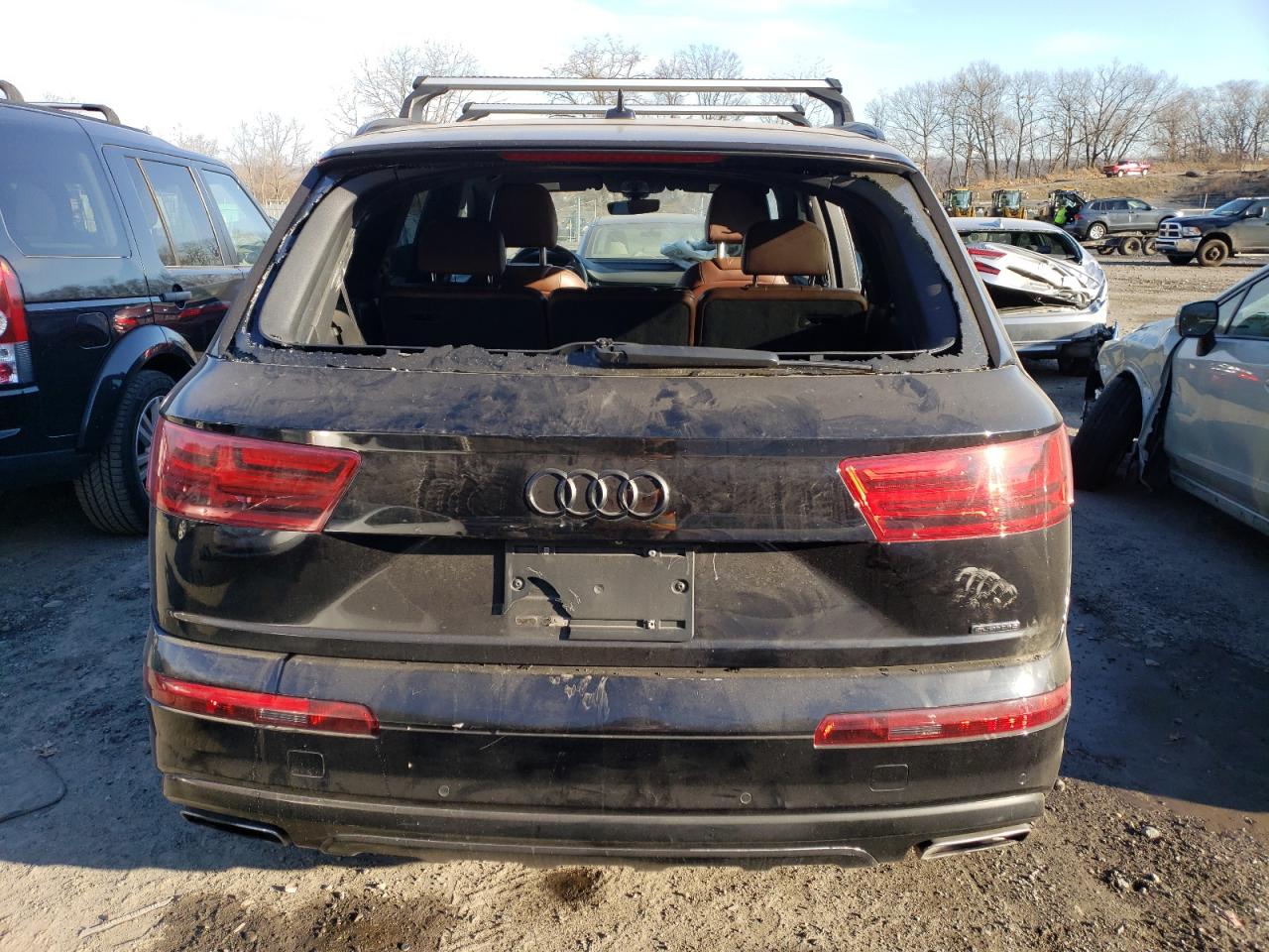 2018 Audi Q7 - Image 6
