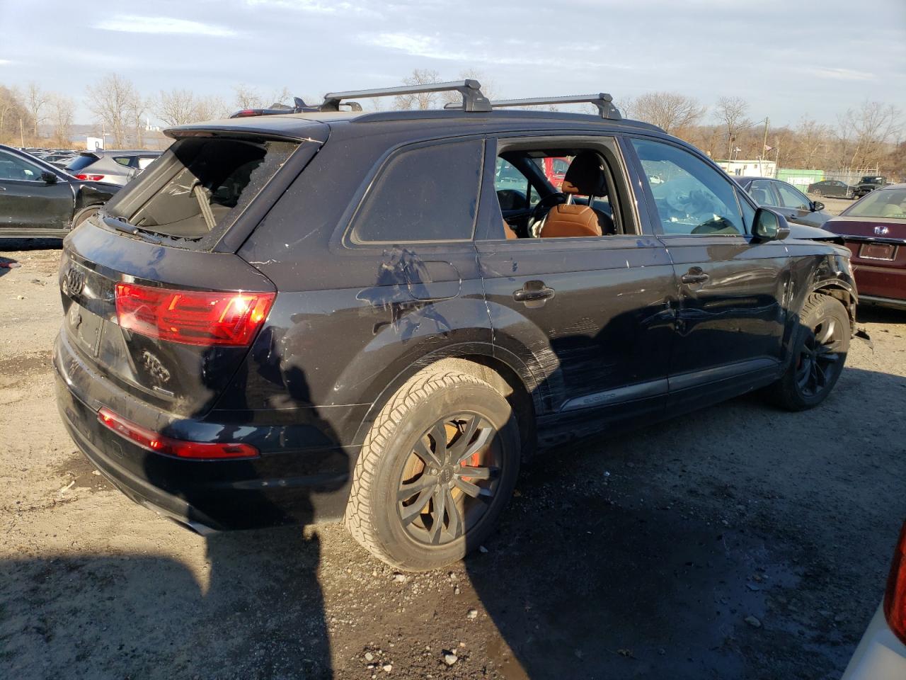 2018 Audi Q7 - Image 3