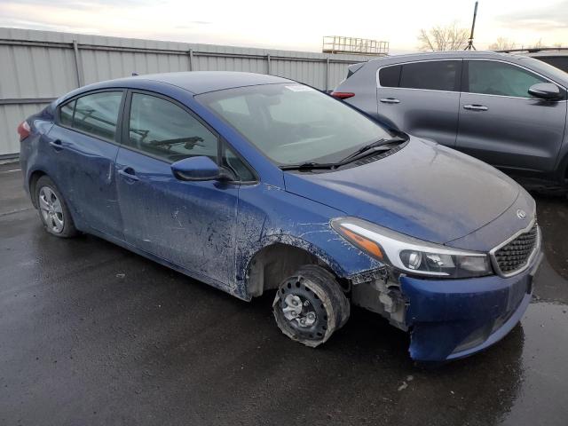 3KPFK4A7XJE211156 KIA FORTE LX