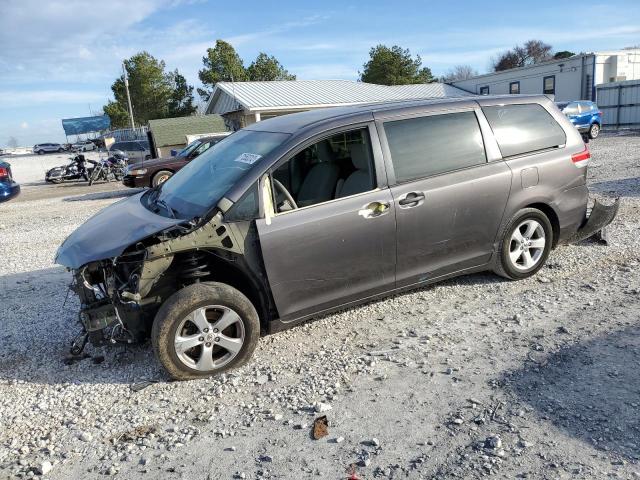 2012 Toyota Sienna 