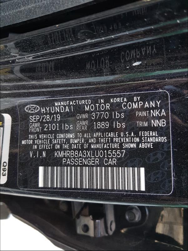 2020 HYUNDAI VENUE SE KMHRB8A3XLU015557