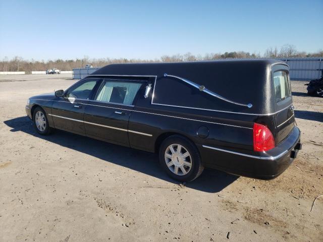 2L1FM88W68X646191 Lincoln TOWNCAR