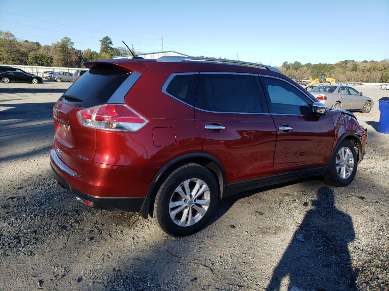 VIN: KNMAT2MV9GP644207 2016 NISSAN ROGUE