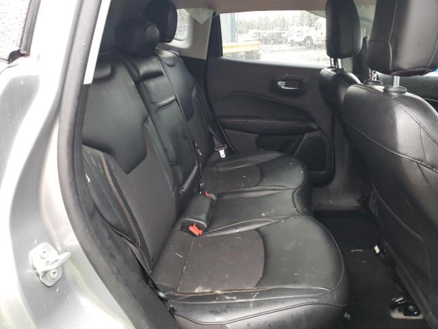 3C4NJCBB0KT796709 Jeep Compass Latitude
