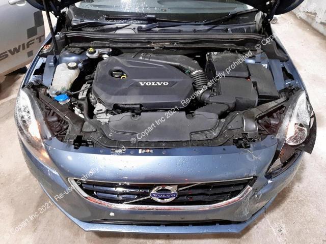 YV1MV2051E2157273 Volvo V40 Se T2