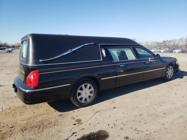 2L1FM88W68X646191 Lincoln TOWNCAR