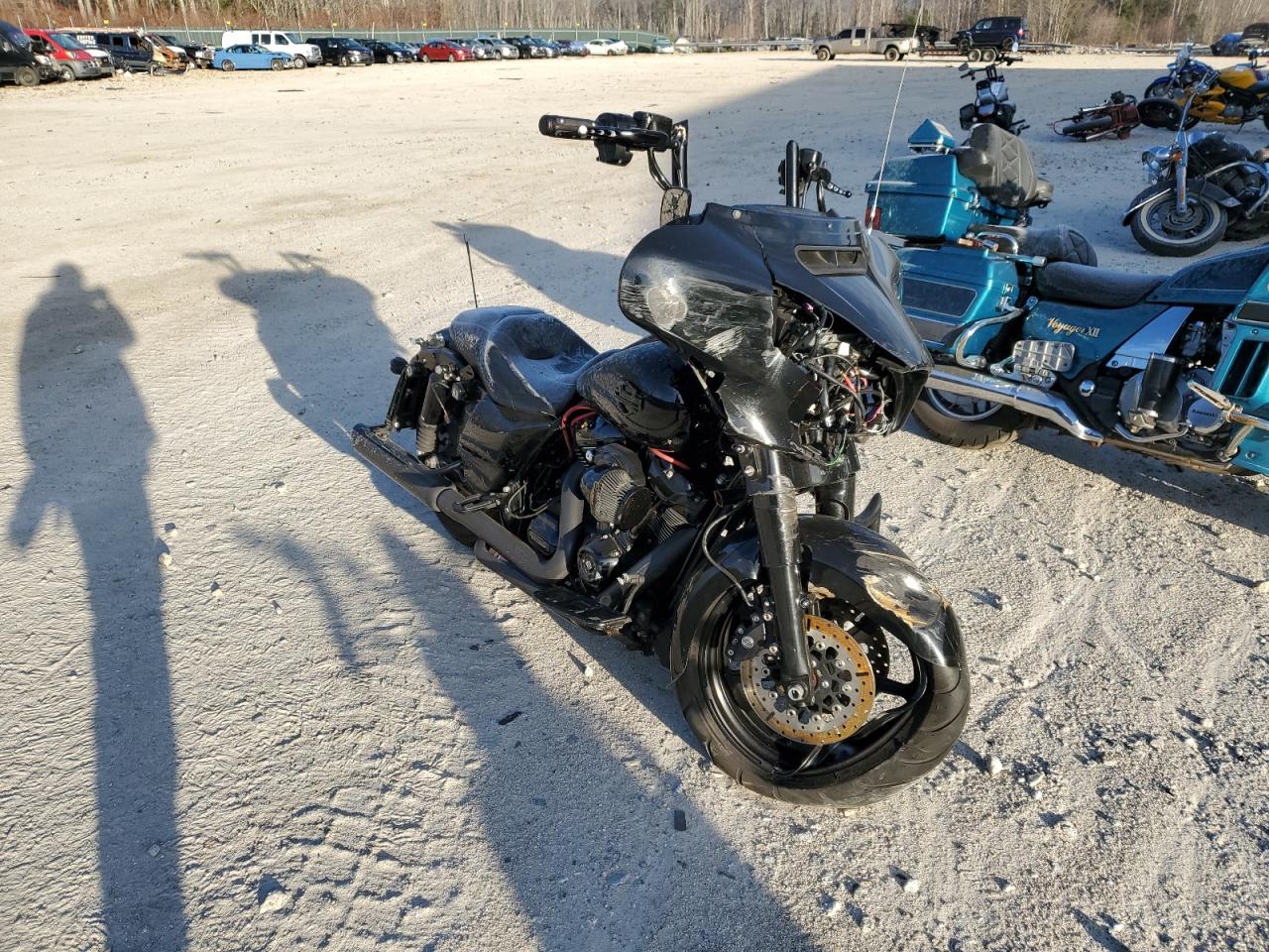 1HD1KRC10HB651621 HARLEY-DAVIDSON FLHXS STRE 2017