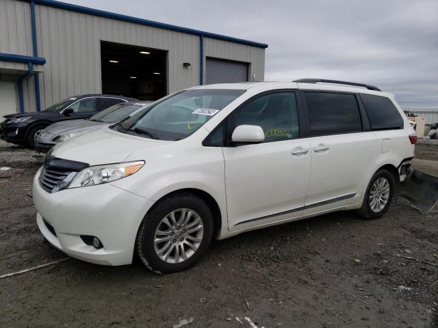 2016 Toyota Sienna XLE