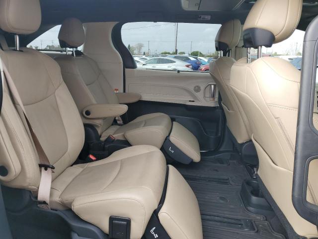 2022 TOYOTA SIENNA LIM 5TDZRKEC1NS091618