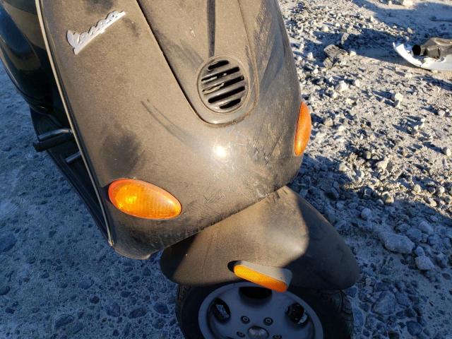 2001 VESPA M198F ZAPM198F415003417