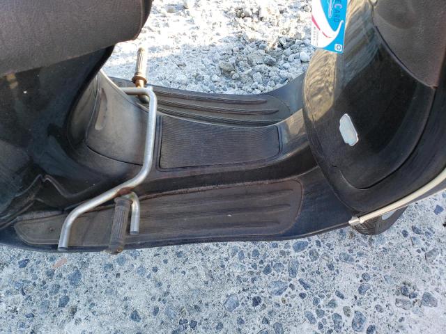 2001 VESPA M198F ZAPM198F415003417