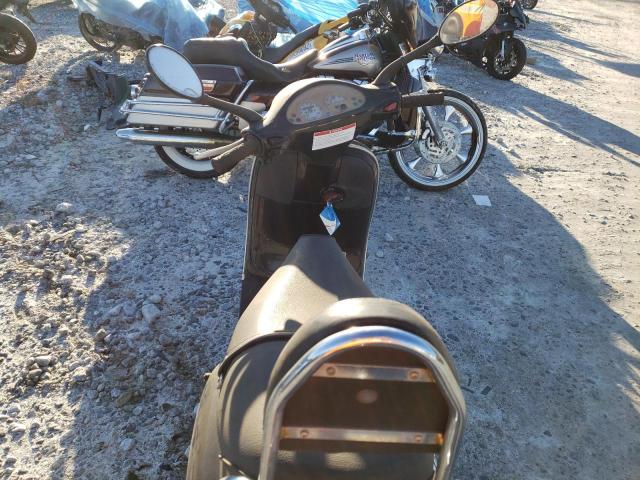 2001 VESPA M198F ZAPM198F415003417