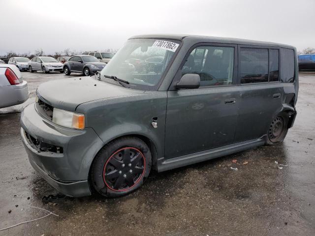 2005 Scion xB 