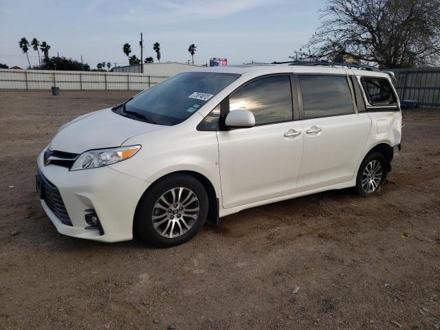 2019 Toyota Sienna XLE