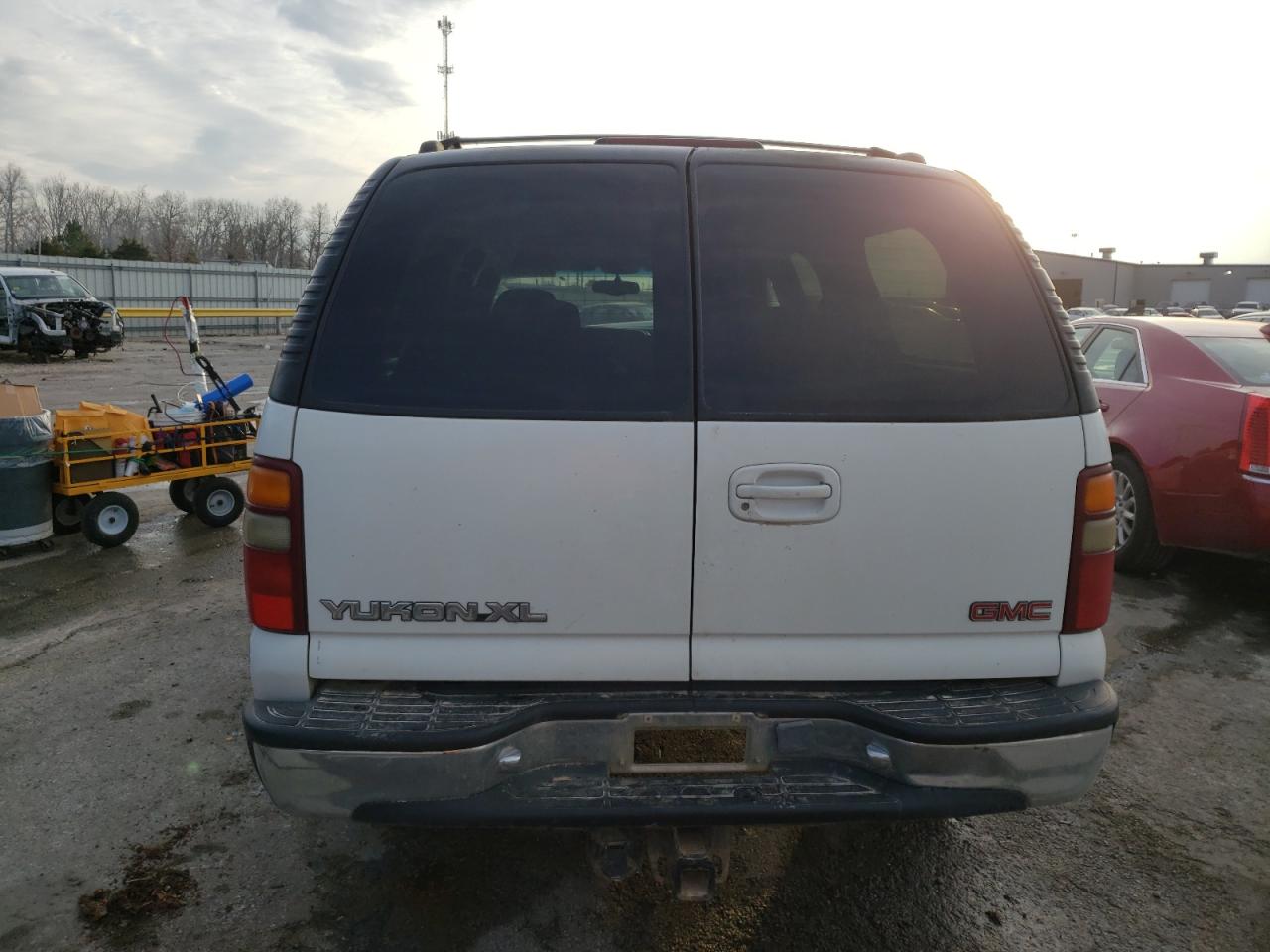 2001 GMC Yukon Xl K1500 VIN: 3GKFK16T71G235251 Lot: 71513182