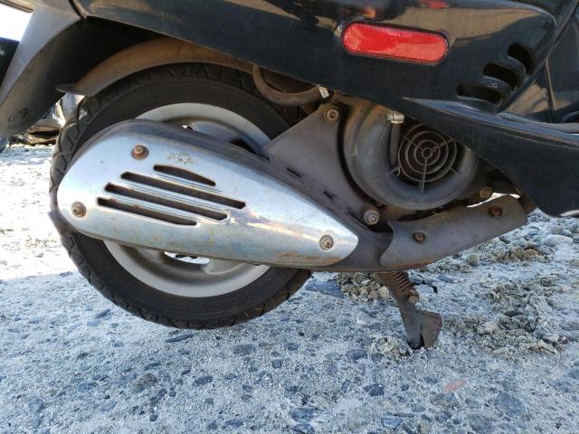 2001 VESPA M198F ZAPM198F415003417