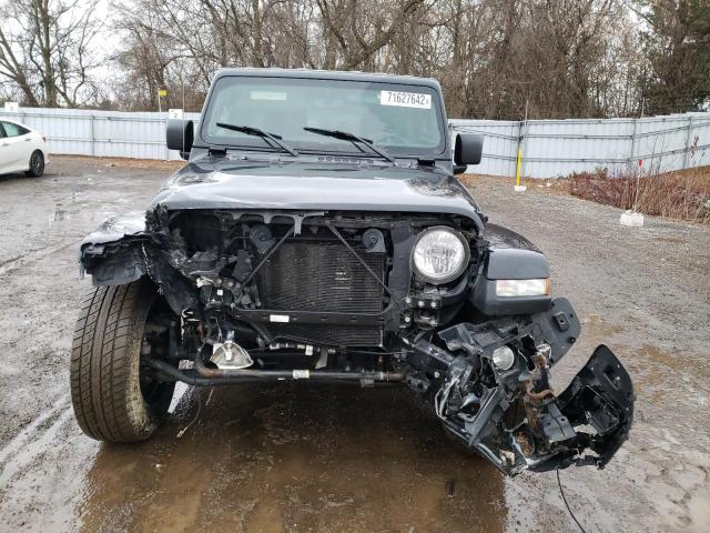 1C4HJXEG9KW608453 Jeep Wrangler Unlimited Sahara