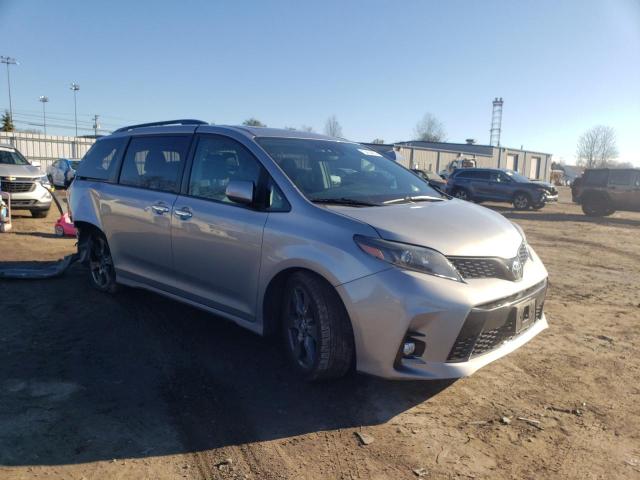 2018 TOYOTA SIENNA SE - 5TDXZ3DC1JS947413