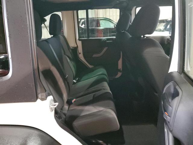 1C4BJWDG1FL730071 Jeep Wrangler Unlimited Sport
