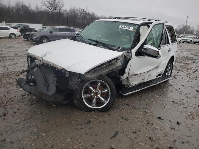 2004 Lincoln Navigator 