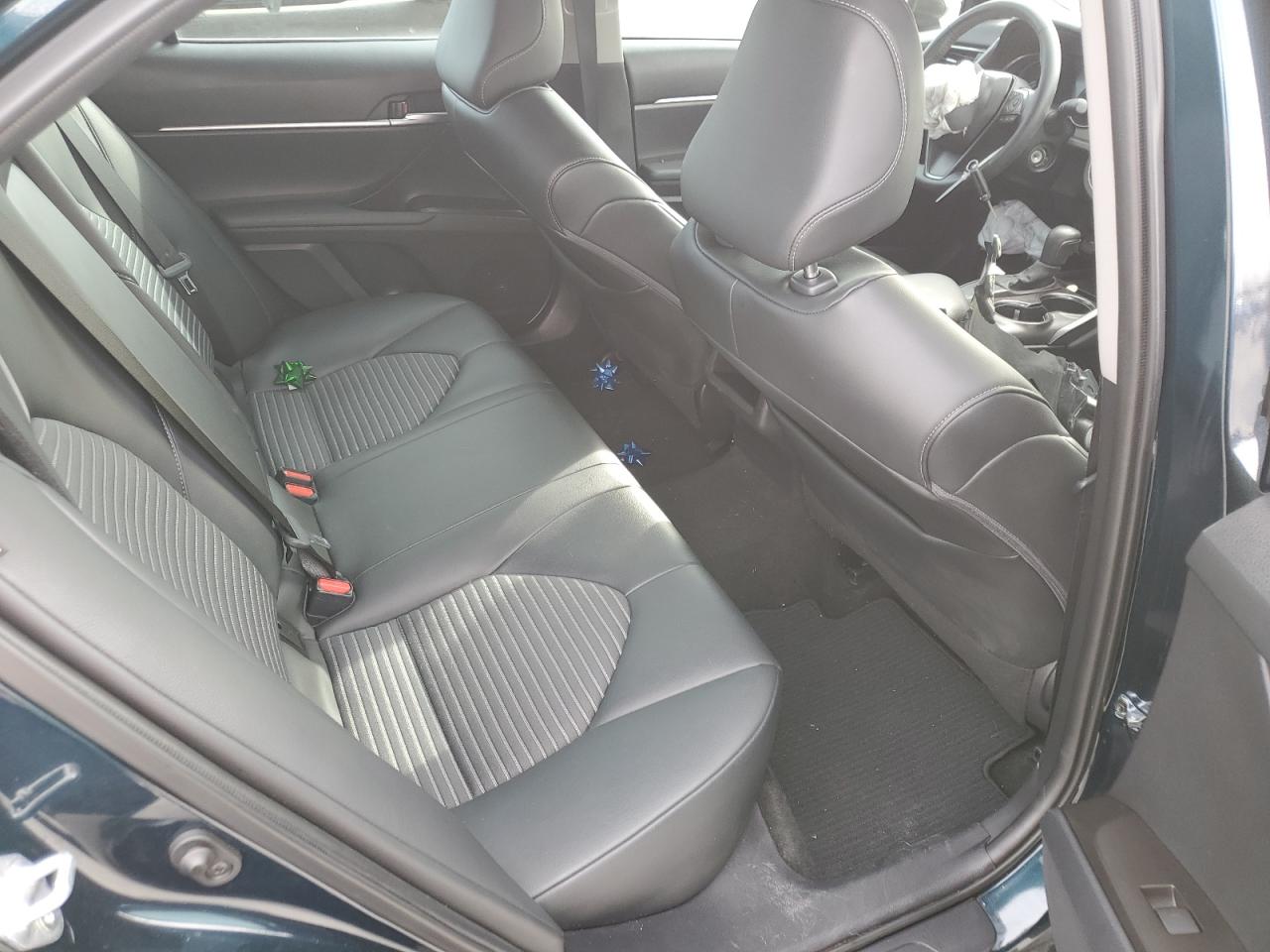 2021 Toyota Camry - Image 10