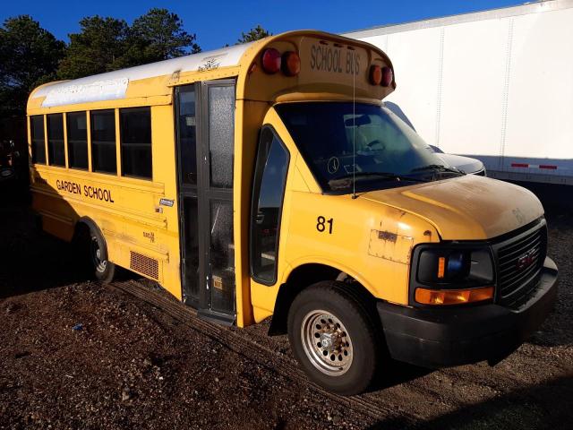 Salvage cars for sale from Copart Brookhaven, NY: 2008 GMC Savana Cutaway G3500