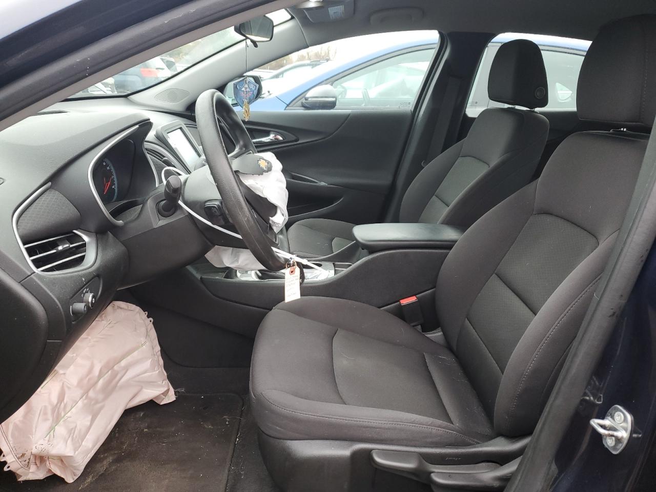 1G1ZB5ST4HF272560 CHEVROLET MALIBU 2017