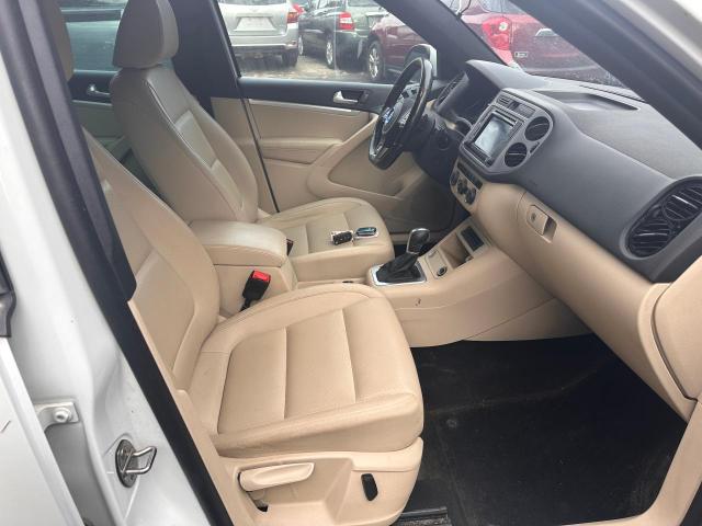 2016 VOLKSWAGEN TIGUAN S WVGBV7AX7GW042862