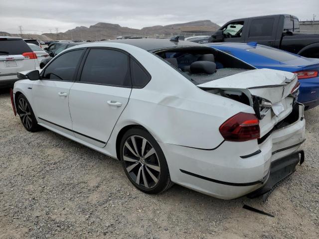 2018 VOLKSWAGEN PASSAT GT 1VWJM7A38JC033089