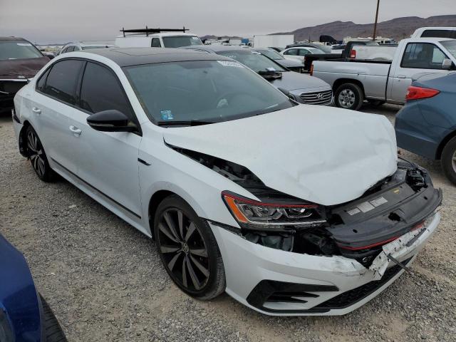 2018 VOLKSWAGEN PASSAT GT 1VWJM7A38JC033089