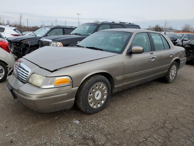 2003 Ford Crown Victoria 