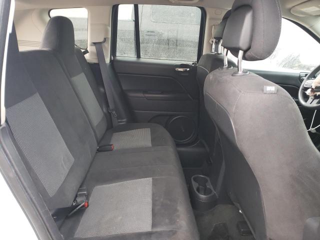 1C4NJDBB1GD779890 Jeep Compass Sport
