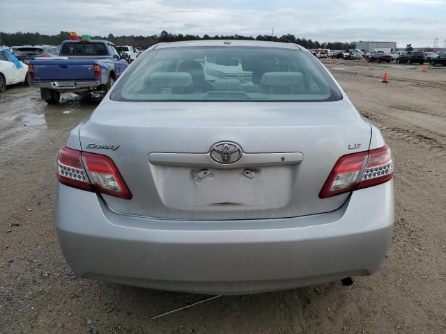 Toyota Camry 2010 Trunk