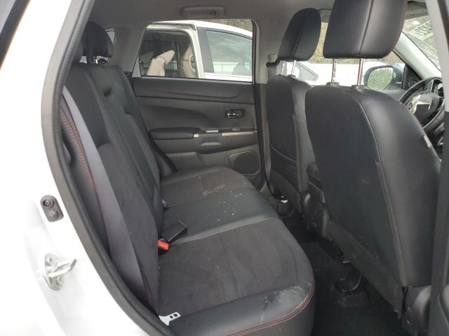 JA4APVAU8NU014642 Mitsubishi Outlander Sport Se