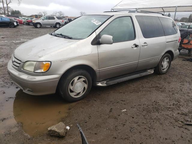 Salvage cars for sale from Copart San Martin, CA: 2001 Toyota Sienna LE