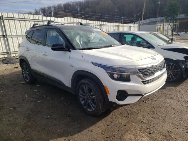 KNDEUCAA2M7200118 KIA SELTOS S