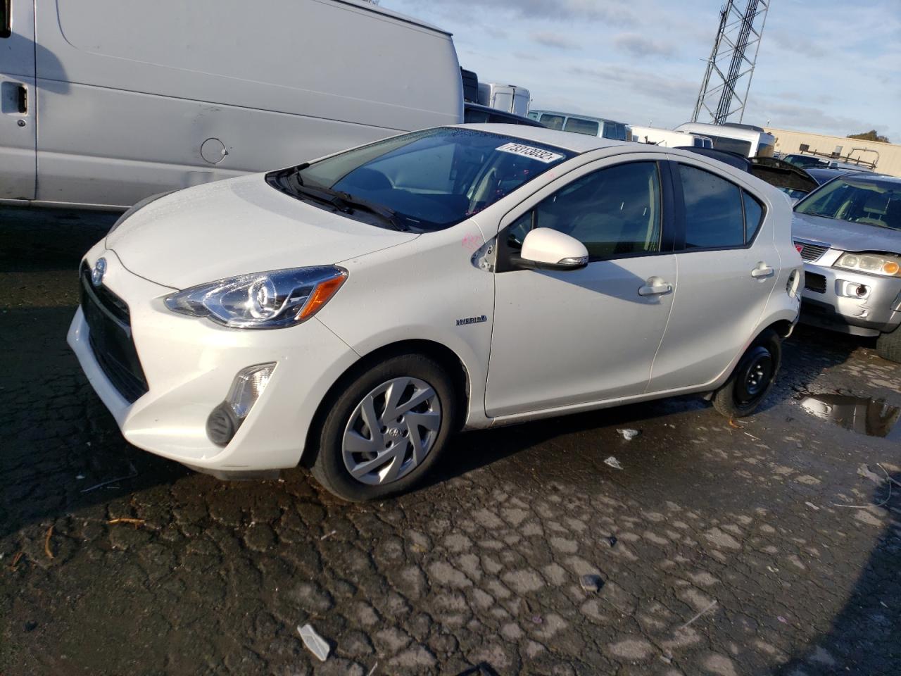 Toyota Prius c 2015