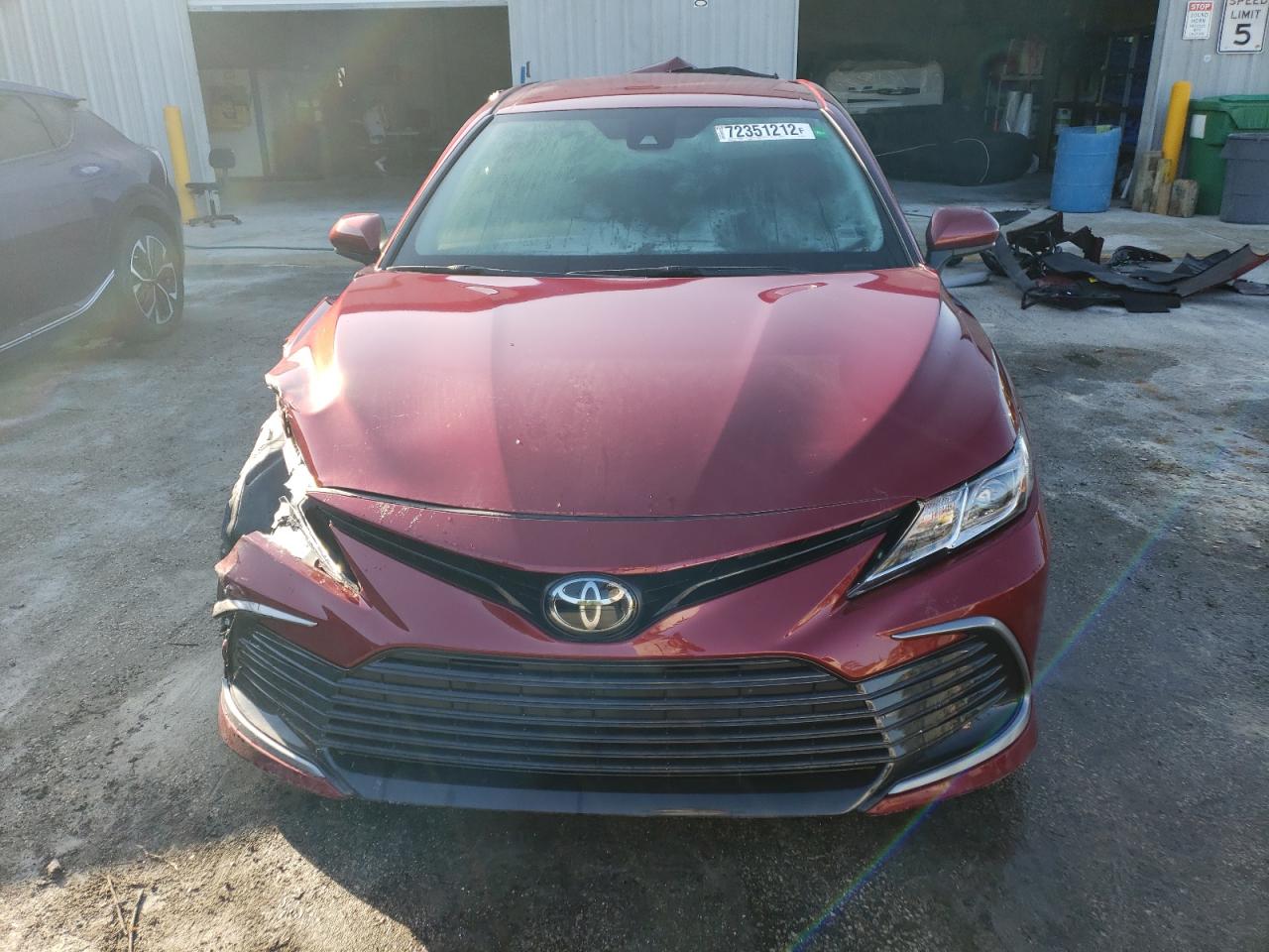 2022 Toyota Camry - Image 5