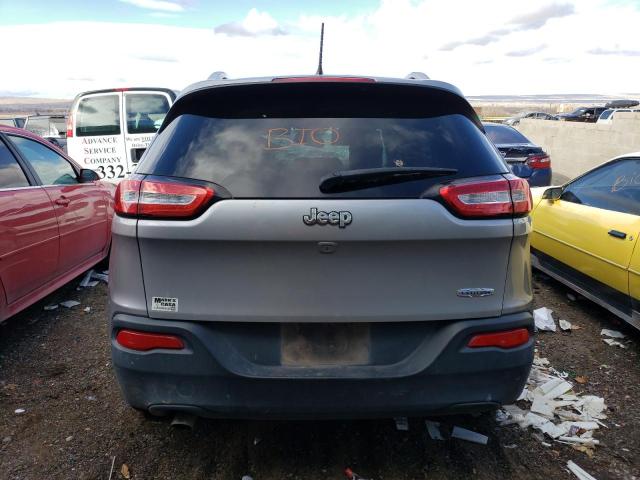 1C4PJLCB4JD573990 Jeep Cherokee Latitude