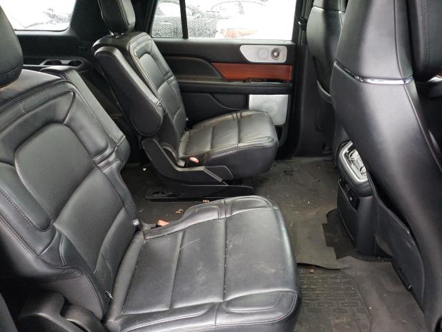5LMJJ3LT6KEL17935 Lincoln Navigator