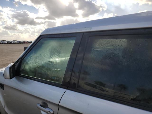 KNDJT2A24B7300125 KIA SOUL +