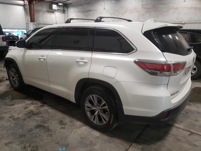 VIN 5TDBKRFH8FS192701 2015 Toyota Highlander, LE no.2