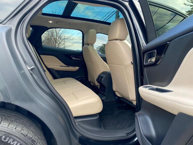 SADCJ2BN4HA089614 Jaguar F-pace Premium