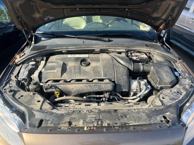 YV4902NK3F1217572 Volvo XC70
