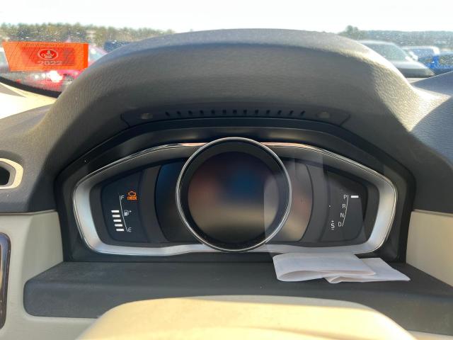 YV4902NK3F1217572 Volvo XC70