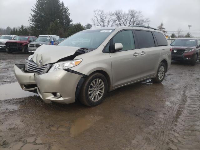 Salvage cars for sale from Copart Finksburg, MD: 2017 Toyota Sienna XLE